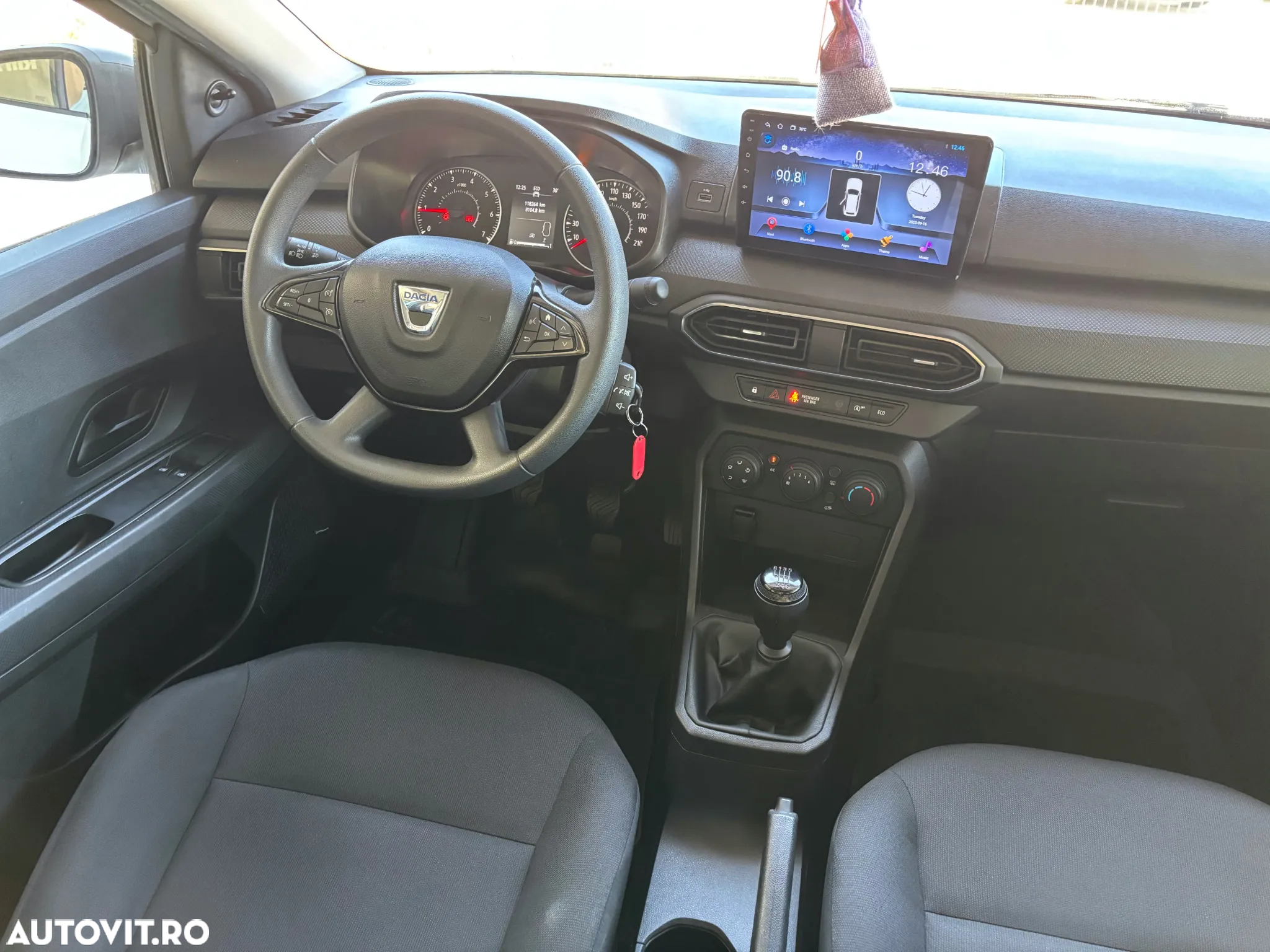 Dacia Logan - 25