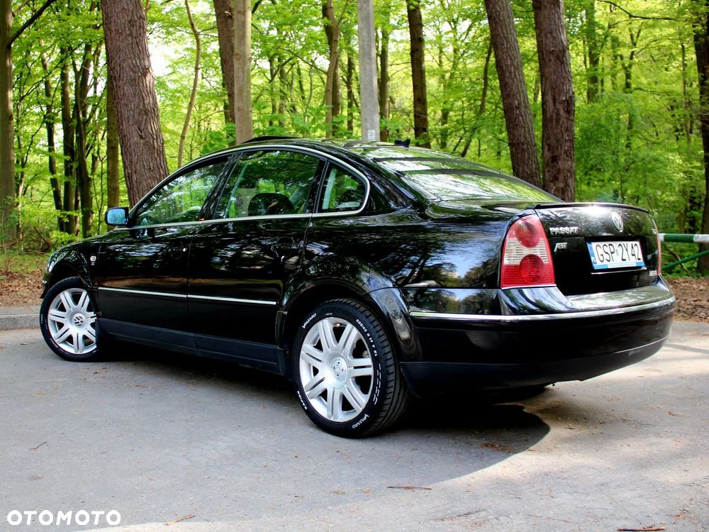 Volkswagen Passat 1.9 TDI Highline Tiptr - 9