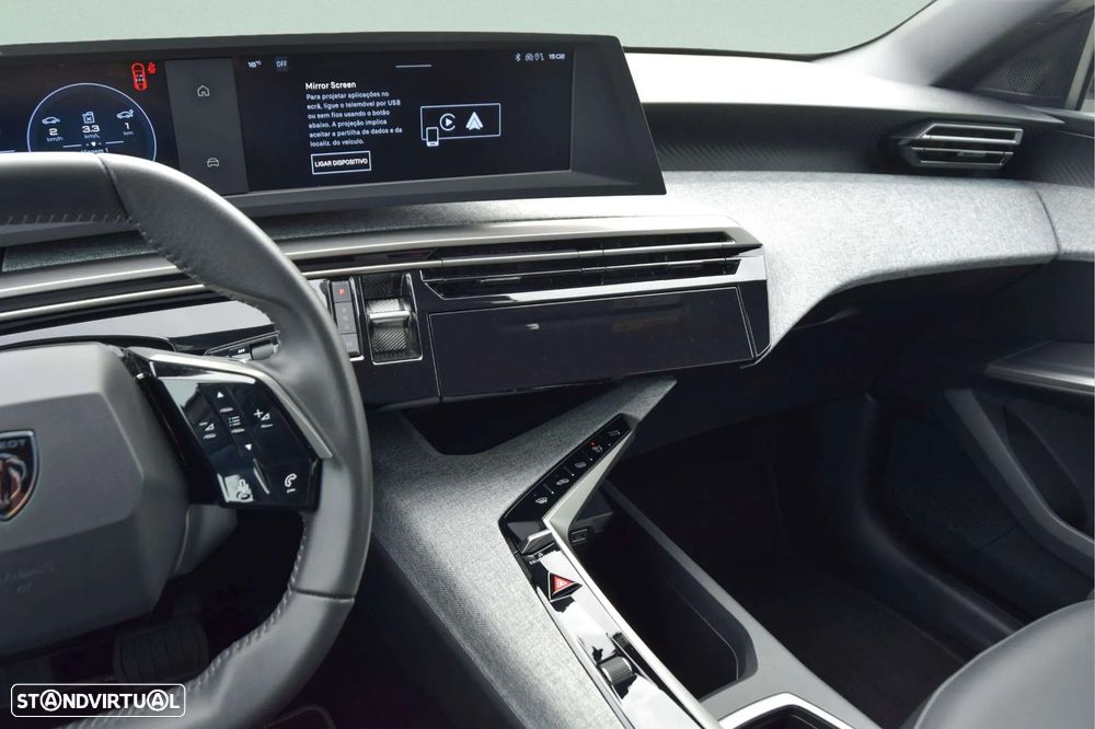 Peugeot 3008 1.2 Hybrid Allure e-DCS6 - 32