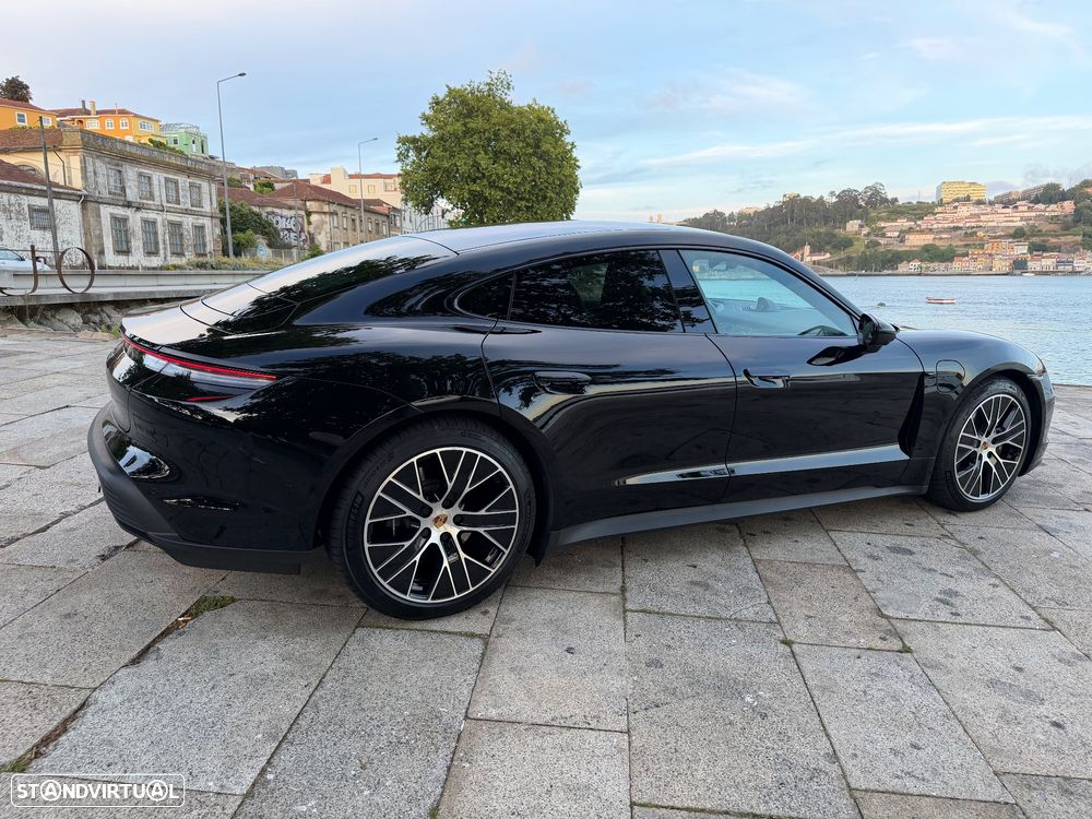 Porsche Taycan Bateria Performance Plus - 12