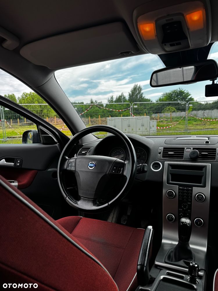 Volvo C30 2.0D Momentum - 23