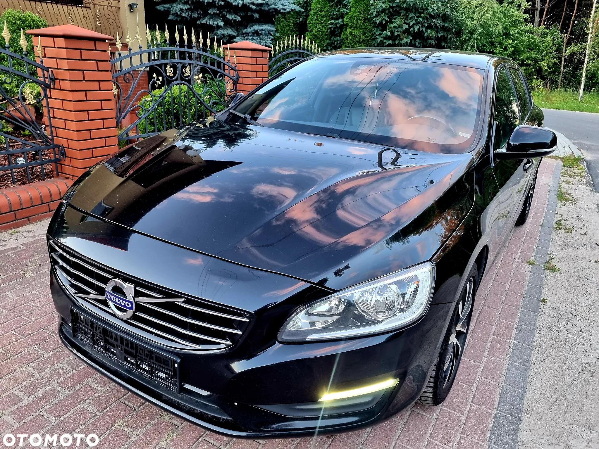 Volvo V60 D2 Drive-E Momentum - 11