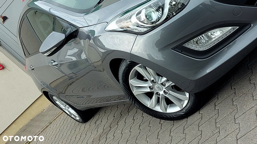 Hyundai i30 1.6 CRDi Fifa World Cup Edition - 29