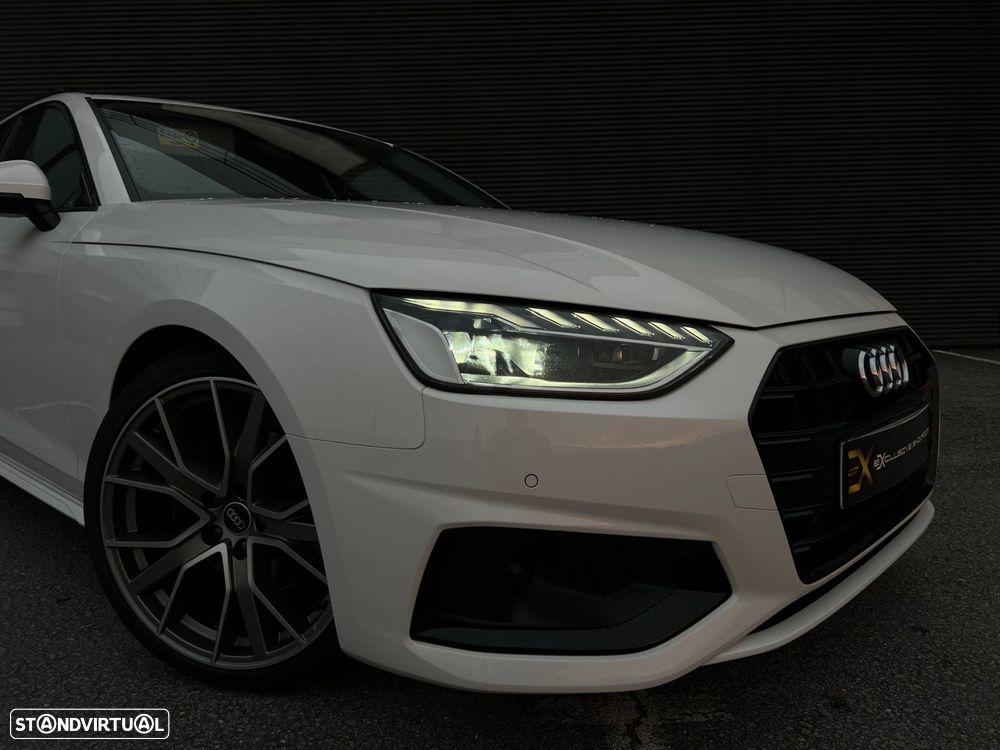 Audi A4 Avant 30 TDI S line S tronic - 2