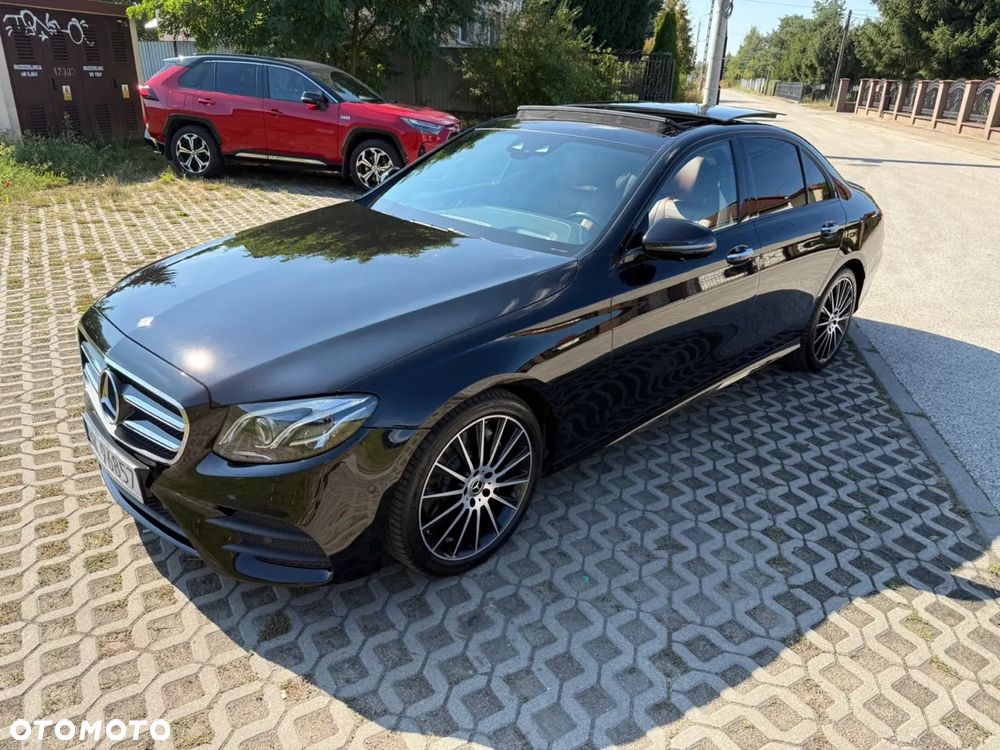 Mercedes-Benz Klasa E 220 d 9G-TRONIC AMG Line - 5