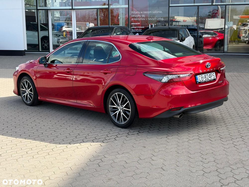 Toyota Camry 2.5 Hybrid Executive CVT - 2