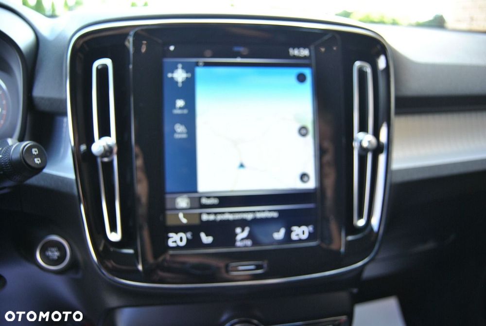 Volvo XC 40 T3 Momentum - 9