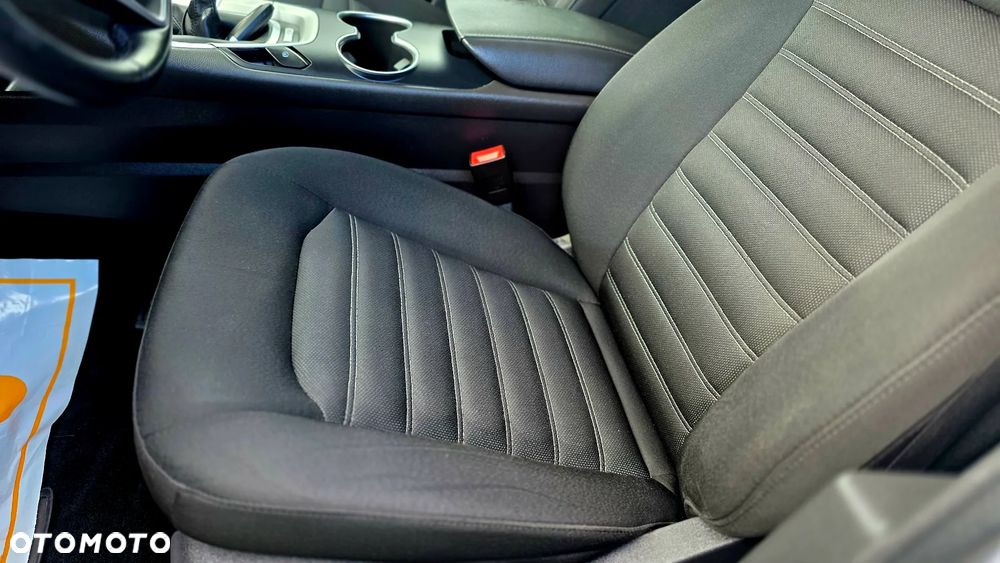 Ford Mondeo 2.0 TDCi Allrad Business Edition - 39