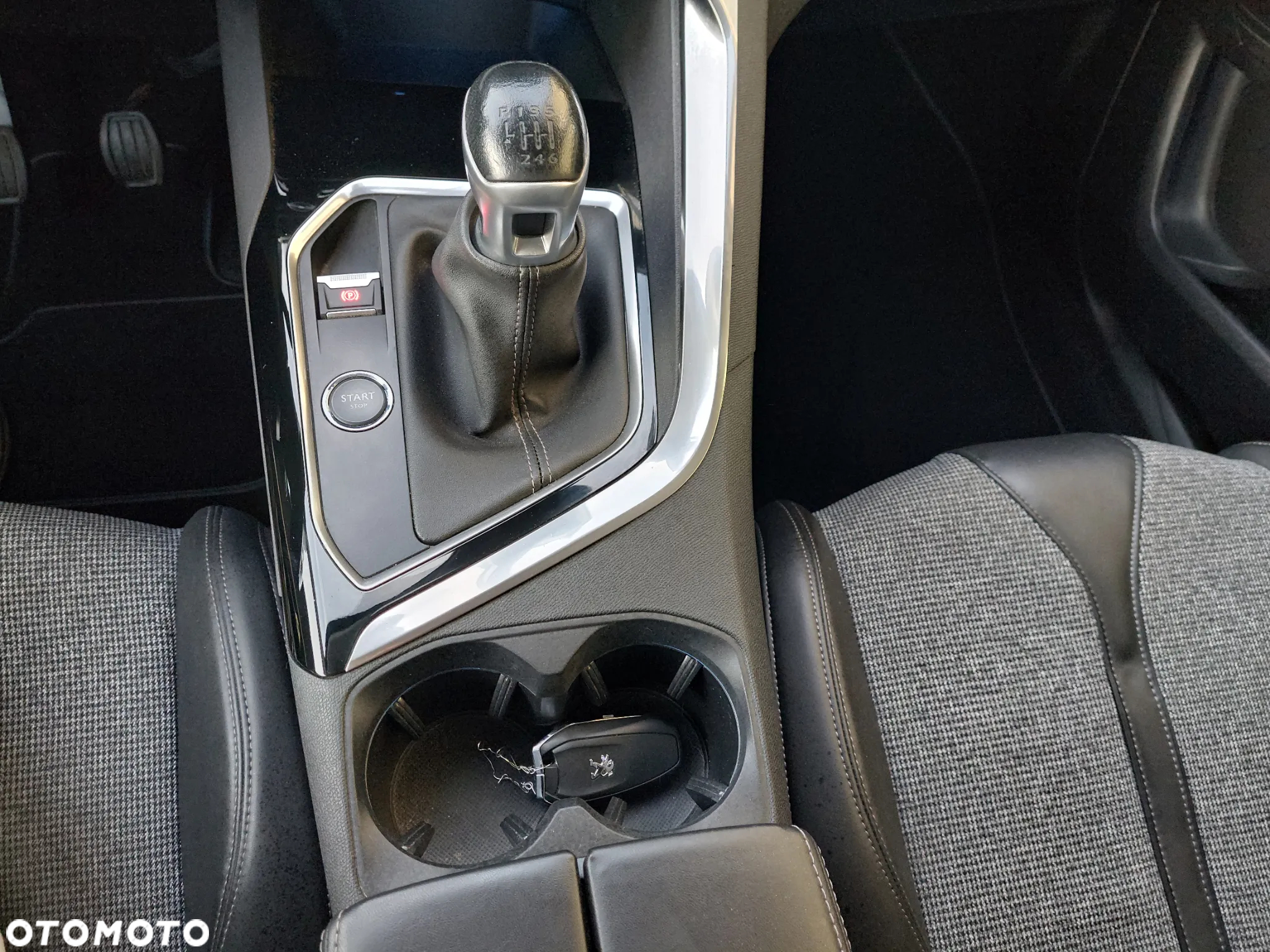 Peugeot 3008 PureTech 130 Stop & Start Allure - 20