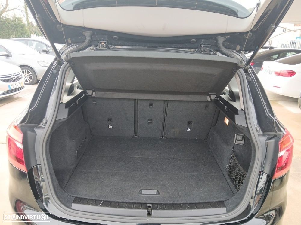 BMW 216 Active Tourer d - 10