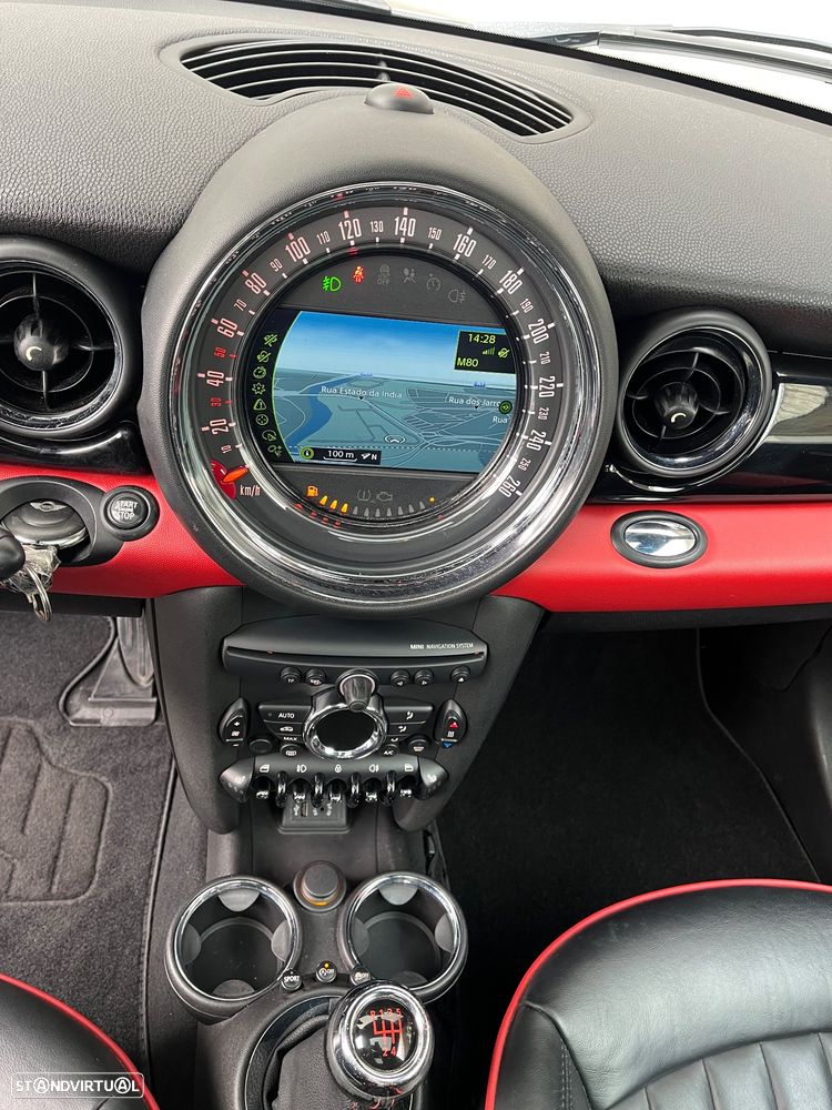 MINI 3 Portas John Cooper Works - 14