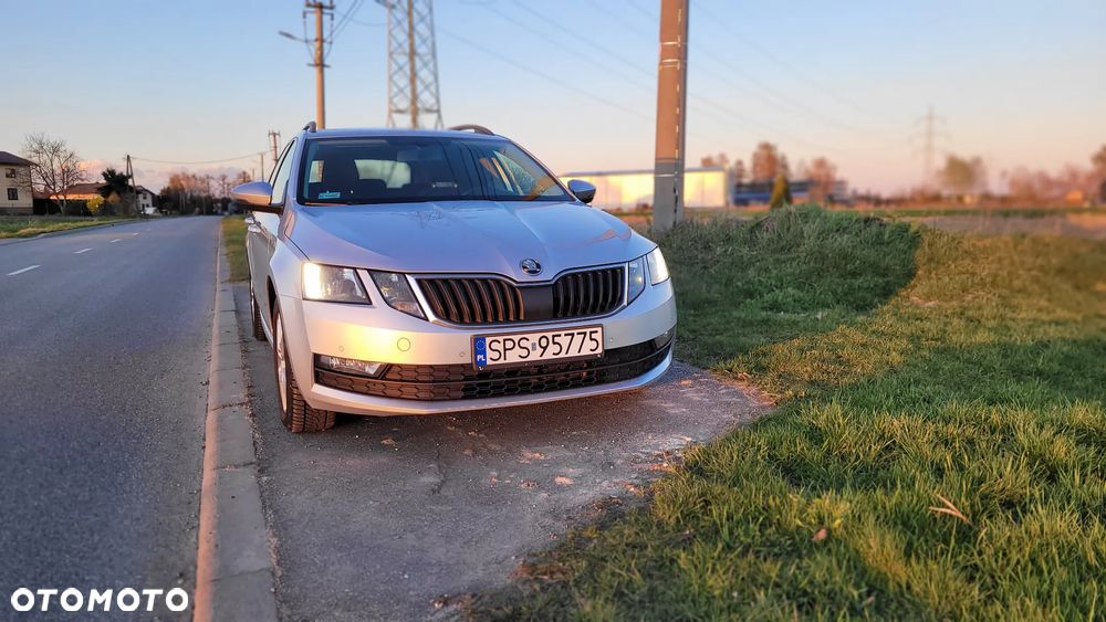 Skoda Octavia 1.6 TDI Ambition - 4