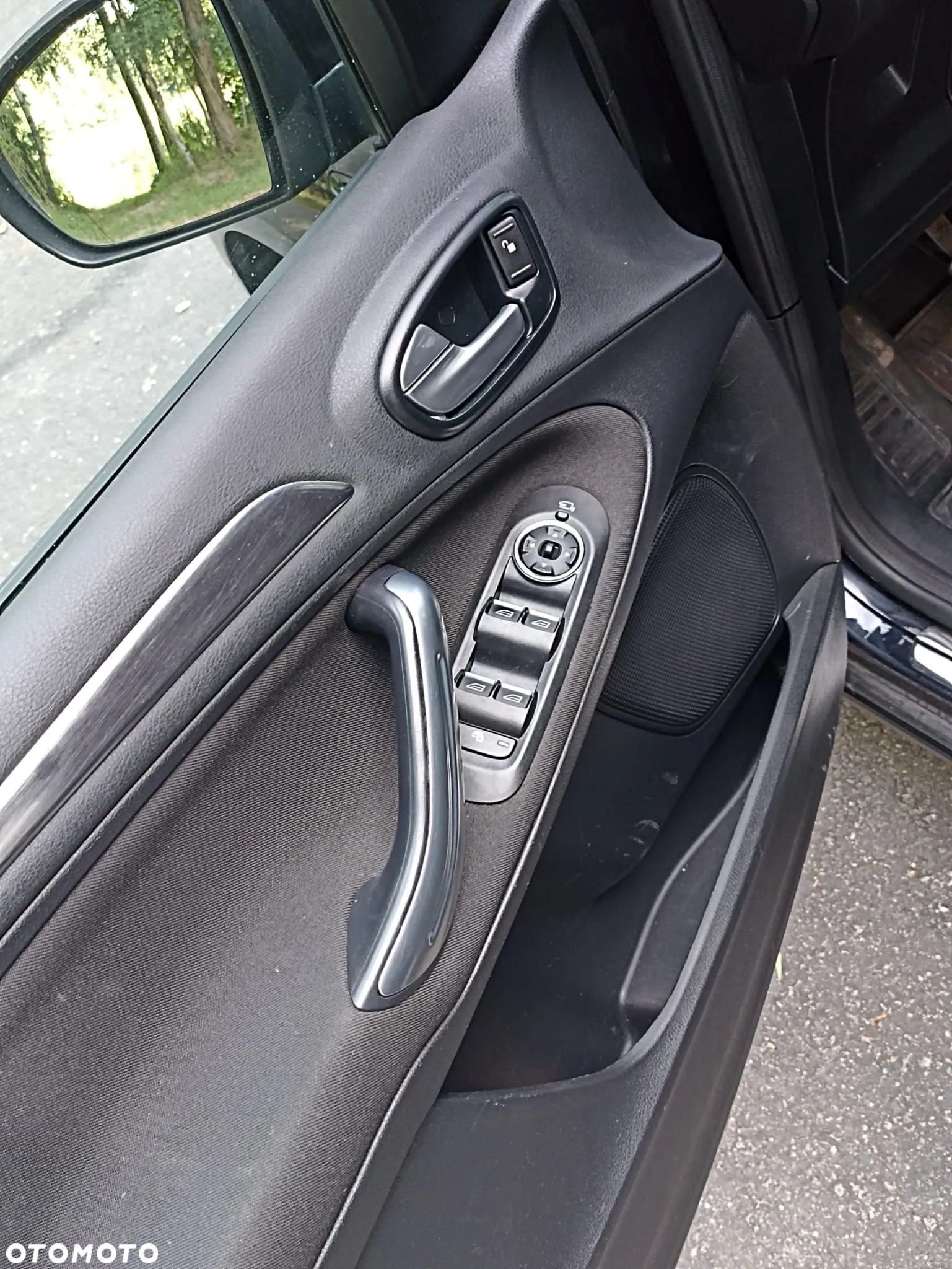 Ford S-Max 2.0 TDCi DPF Titanium - 11