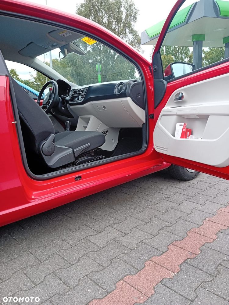 Volkswagen up! move - 4