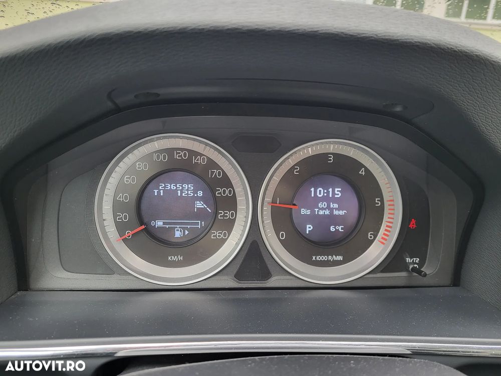 Volvo S60 D2 Powershift Momentum - 16