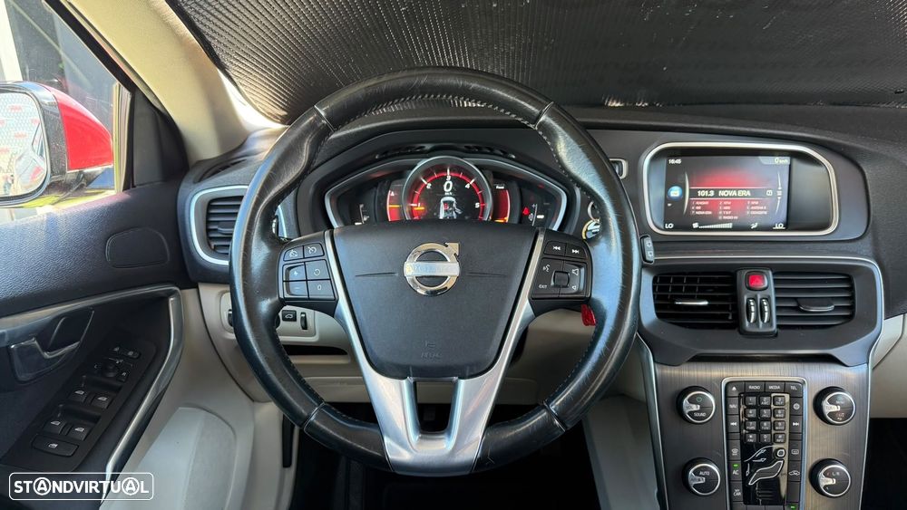 Volvo V40 1.6 D2 Eco Momentum - 21