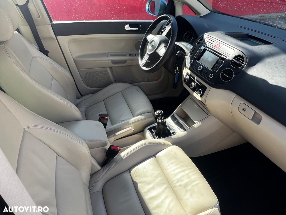 Volkswagen Golf Plus - 32