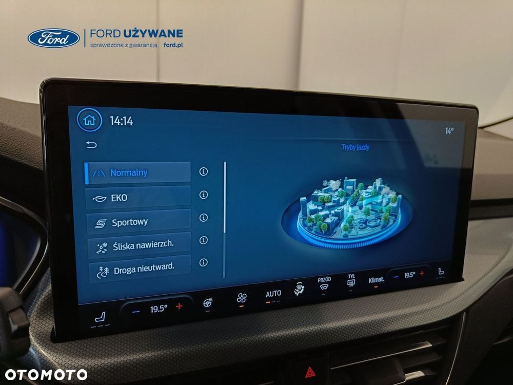 Ford Focus 1.0 EcoBoost Hybrid ACTIVE X - 31