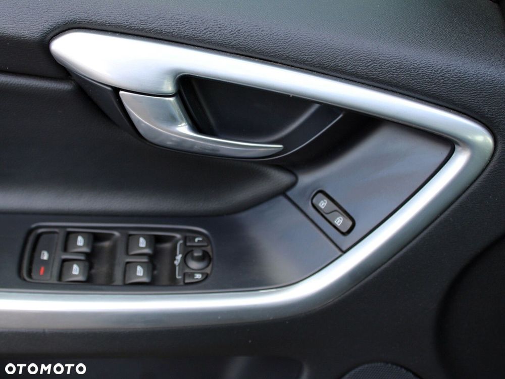 Volvo XC 60 D4 Drive-E Kinetic - 37
