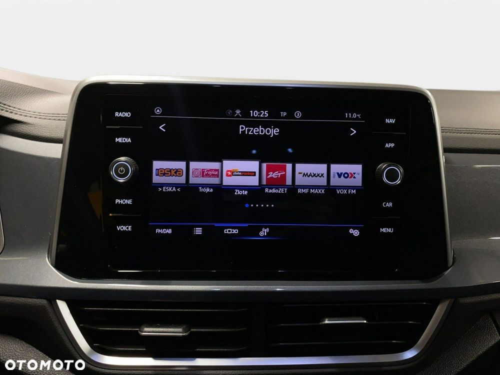 Volkswagen T-Roc - 24