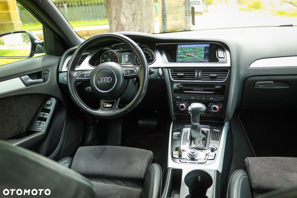Audi A4 Avant - 13