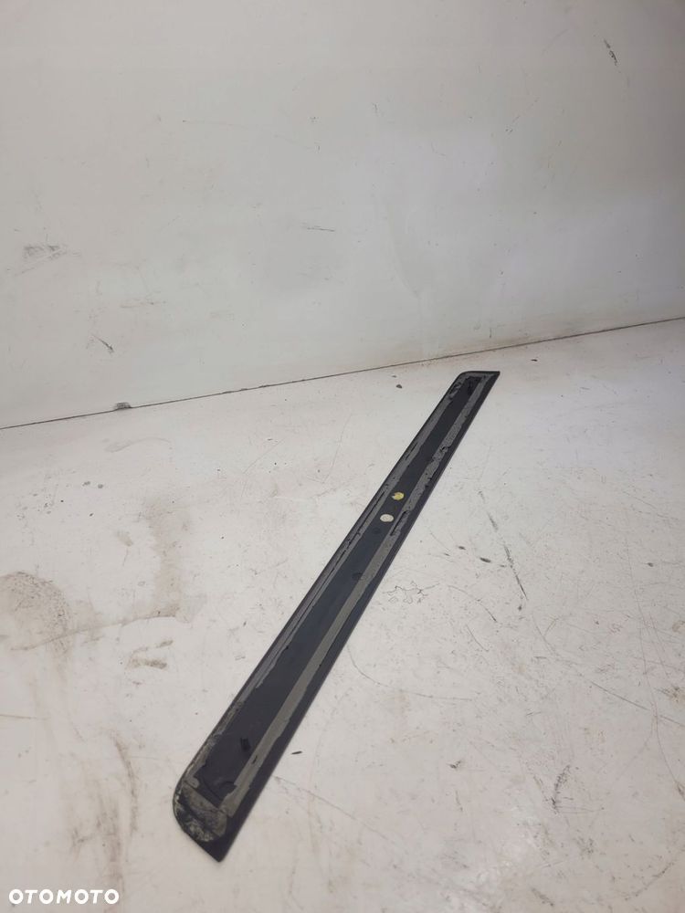LISTWA PROGOWA PRAWA A5 8T COUPE 8T0853374 - 4