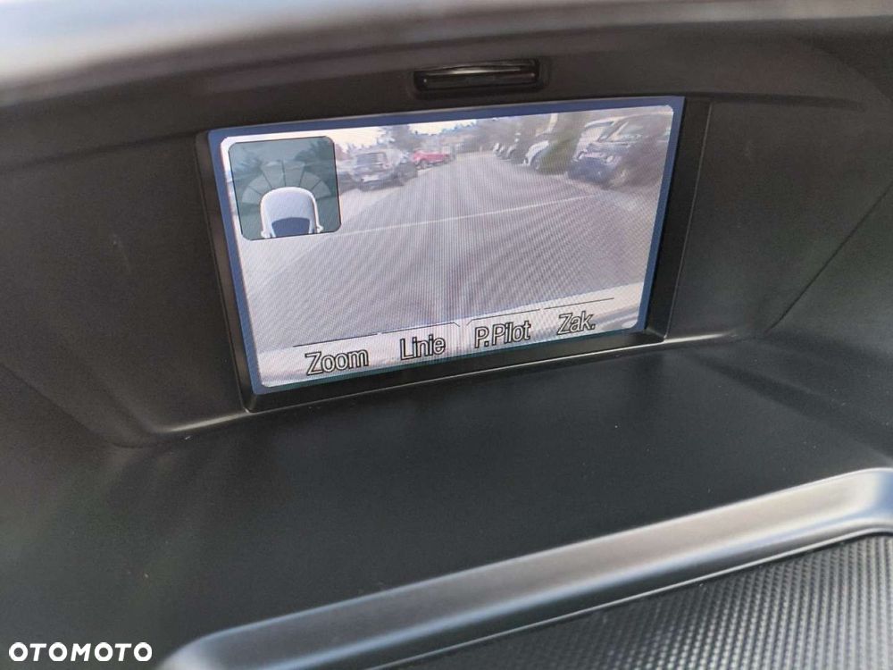 Ford Kuga - 10