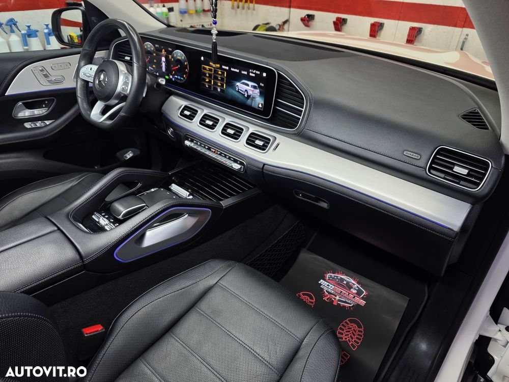 Mercedes-Benz GLS - 14