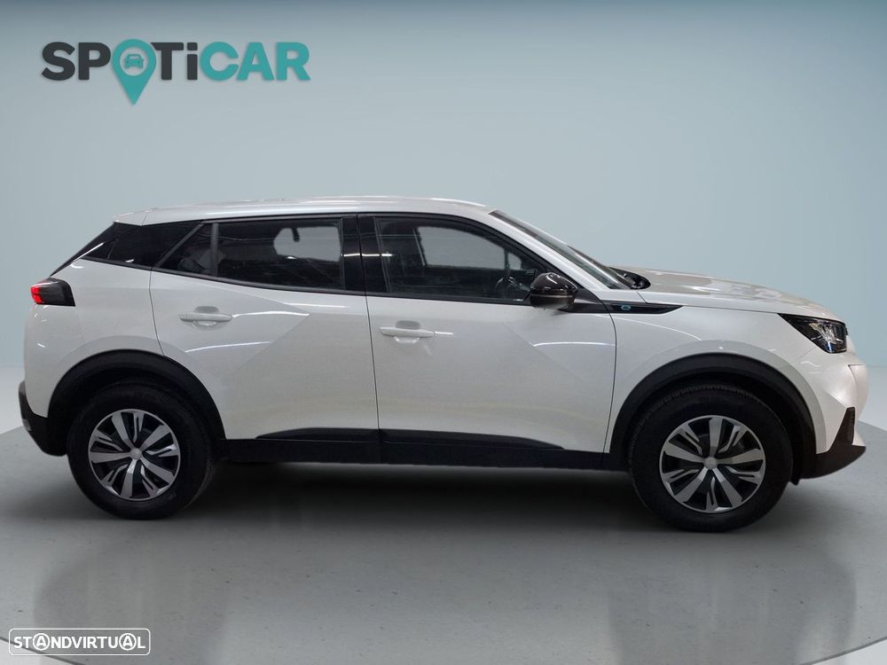 Peugeot e-2008 50 kWh Active - 9