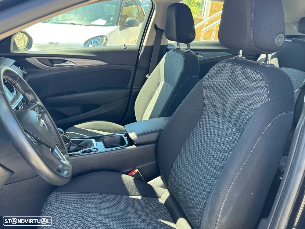 Opel Insignia Grand Sport - 16