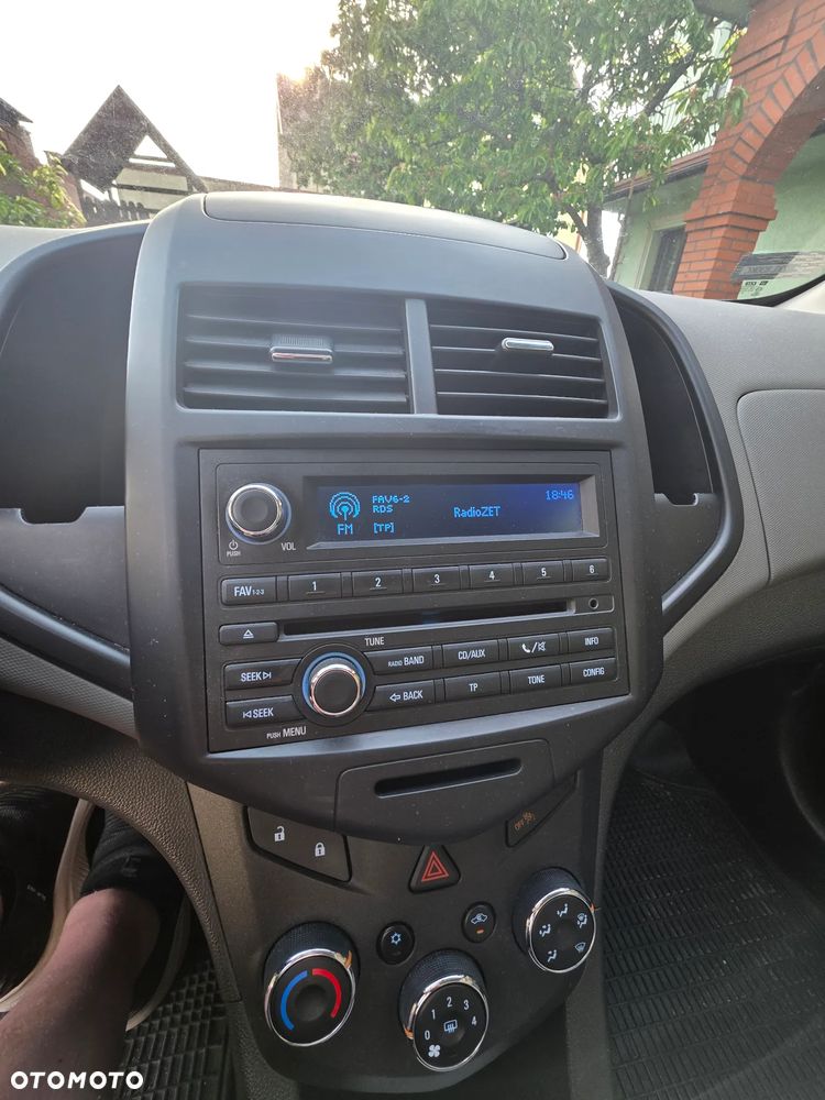 Chevrolet Aveo 1.2 LS+ - 12