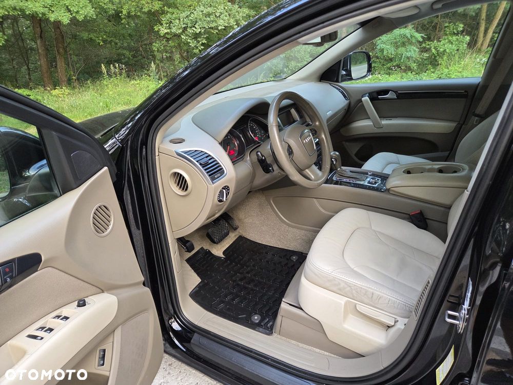 Audi Q7 - 8