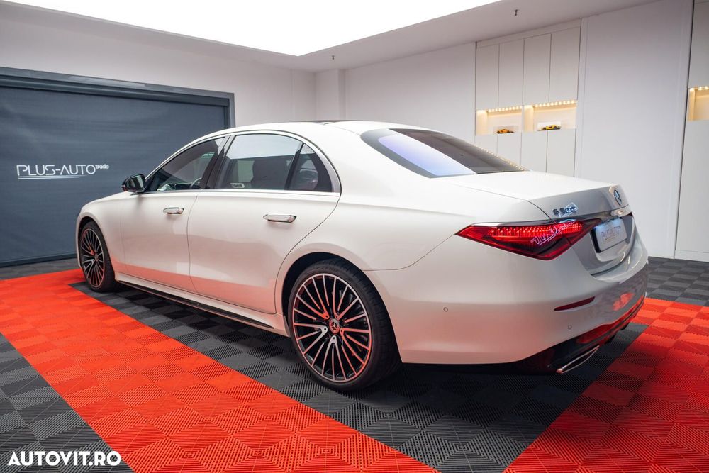 Mercedes-Benz S - 12