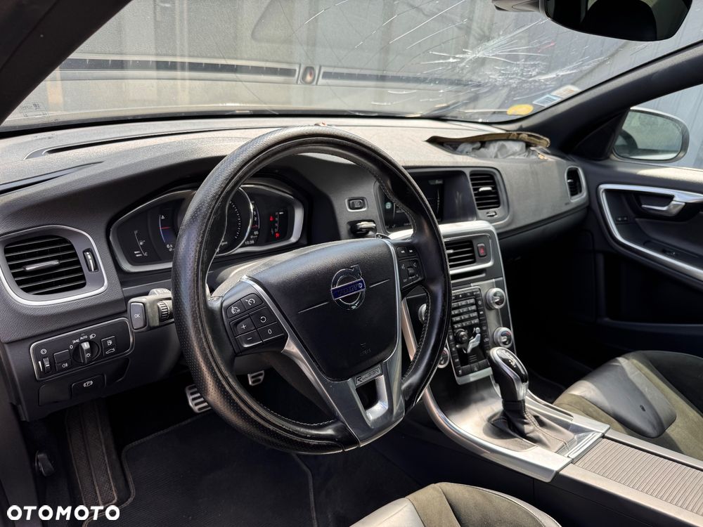 Volvo V60 D4 Geartronic RDesign - 9