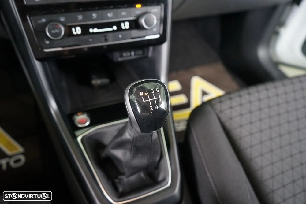 VW T-Cross 1.0 TSI Life - 26