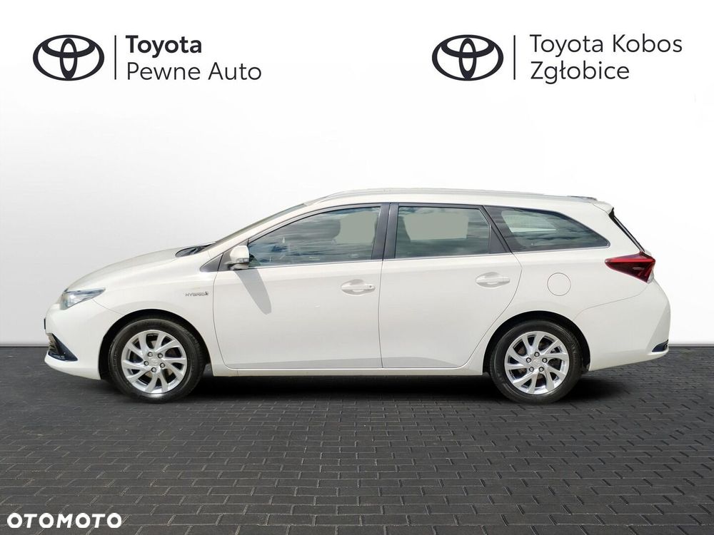 Toyota Auris Hybrid 135 Premium - 2