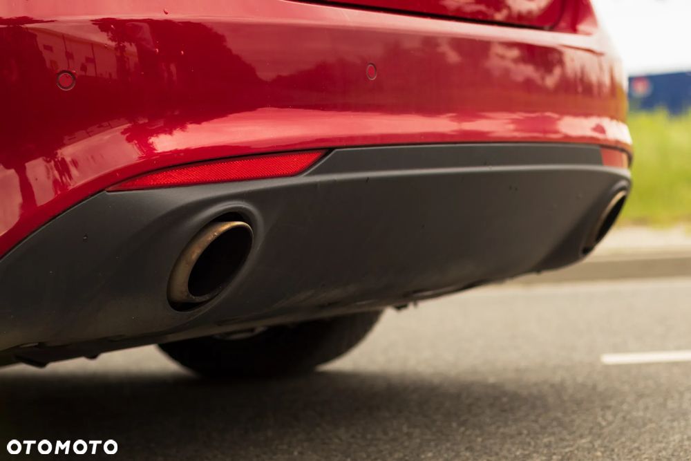 Alfa Romeo Giulia 2.0 Turbo Veloce - 7