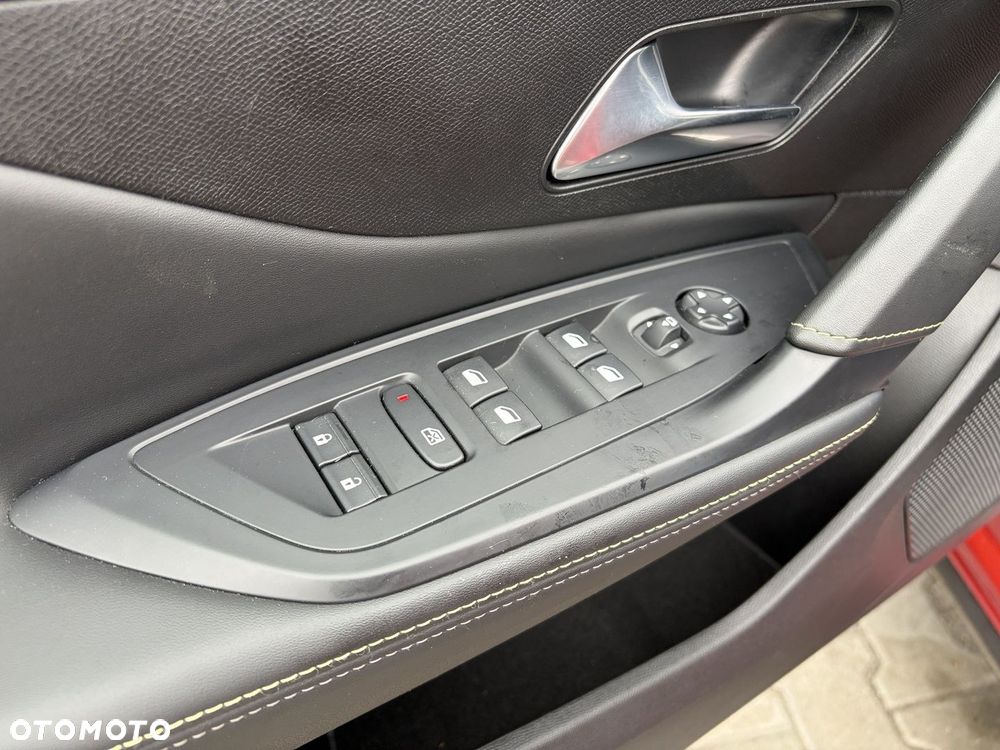Peugeot 408 - 11