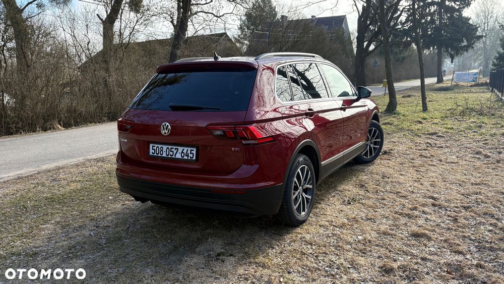 Volkswagen Tiguan - 4