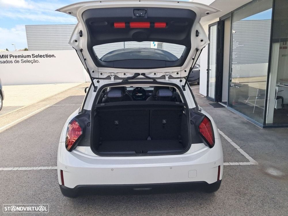 MINI 3 Portas Cooper E Classic S - 14