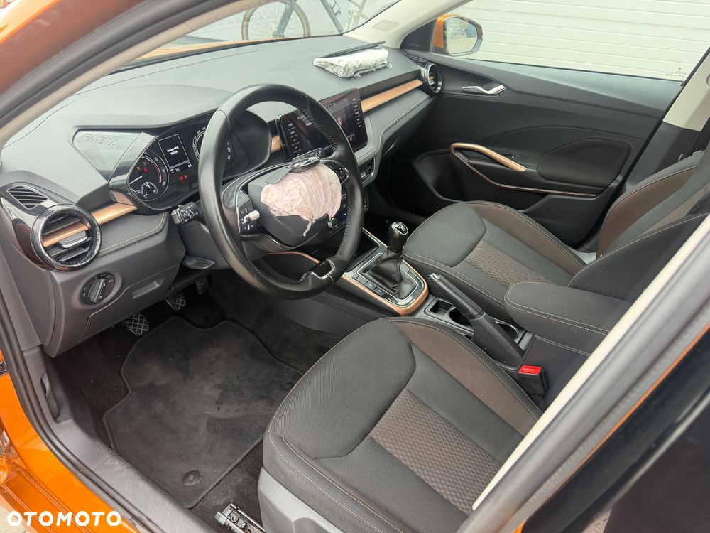 Skoda Fabia 1.0 TSI Style Color - 12