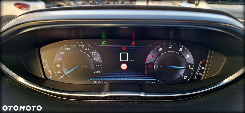 Peugeot 3008 1.2 PureTech GPF Active S&S - 9