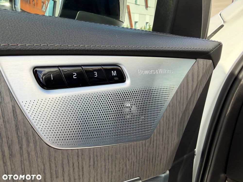 Volvo XC 90 T8 AWD Recharge Core - 16