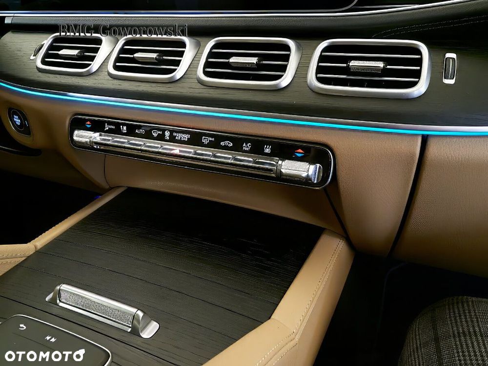 Mercedes-Benz GLS - 16