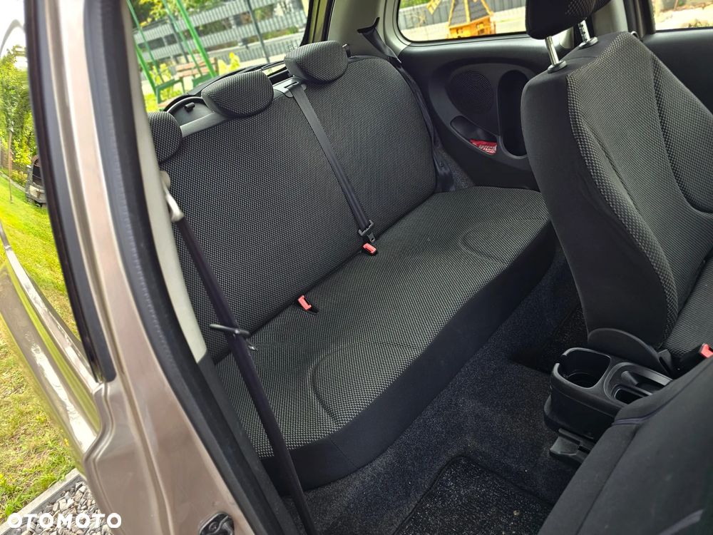 Nissan Micra 1.2 Visia - 10