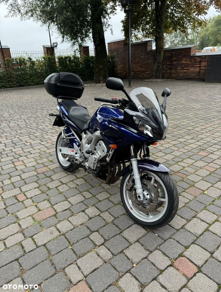 Yamaha FZ6 - 1