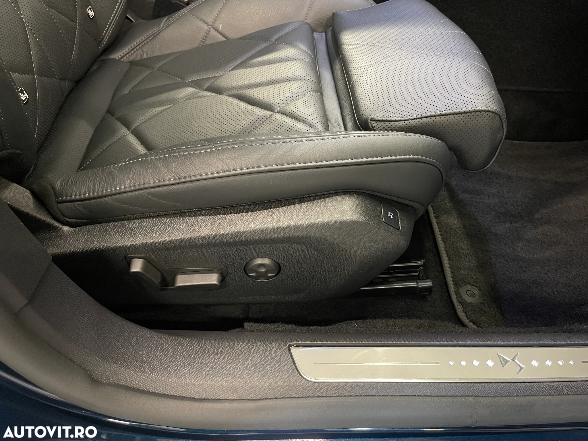 DS Automobiles DS 9 DS9 1.6 PHeV EAT8 Rivoli + - 32
