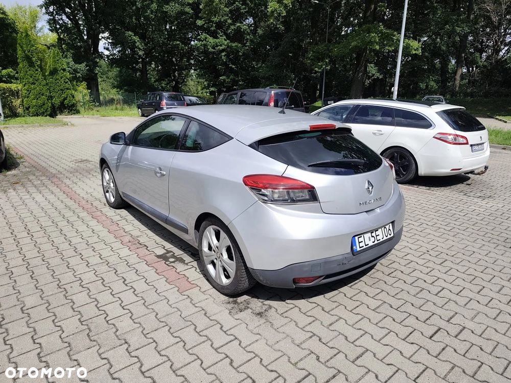 Renault Megane TCe 180 Dynamique - 4