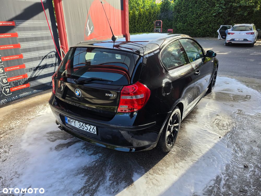 BMW Seria 1 116i - 5