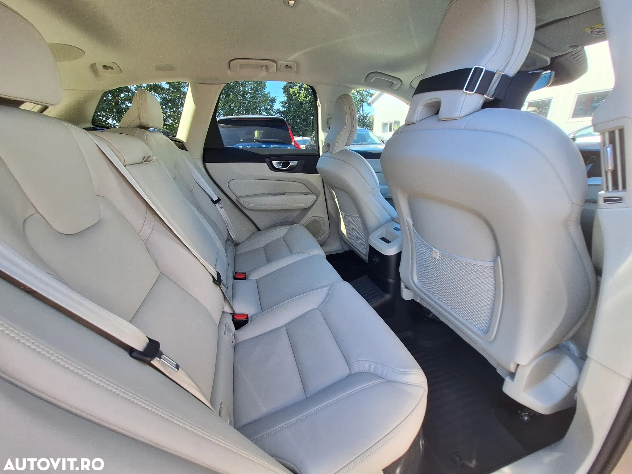 Volvo XC 60 T6 AWD AT PHEV Plus Dark - 19